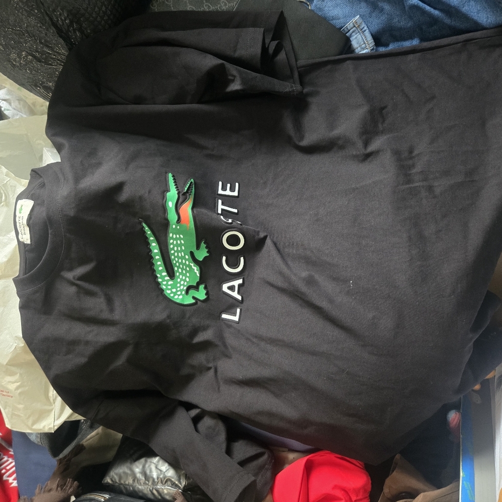 Lacoste t shirt
